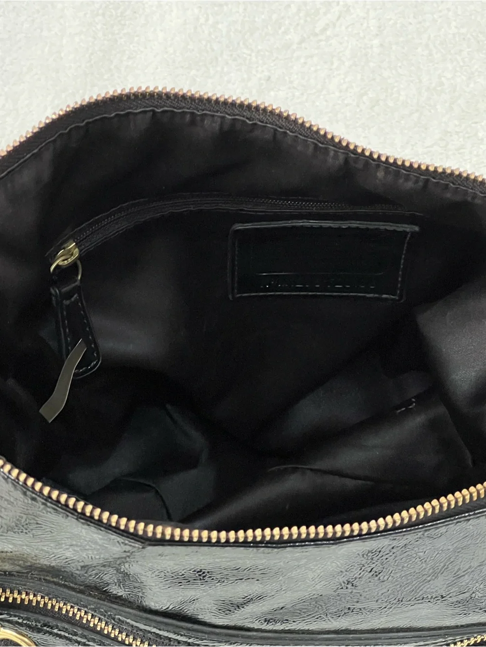 COACH Poppy Daisy Liquid Glass Hobo Black Patent Leather Bag No. M1276-F20103